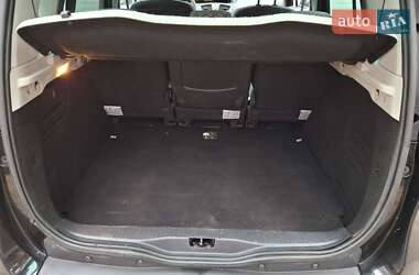 Минивэн Renault Scenic 2011 в 