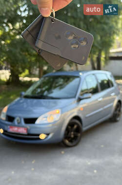 Минивэн Renault Scenic 2007 в 