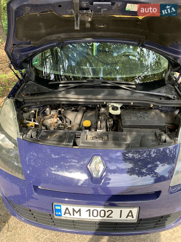 Мінівен Renault Scenic 2009 в Радомишлі