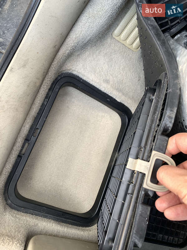 Минивэн Renault Scenic 2007 в Ровно