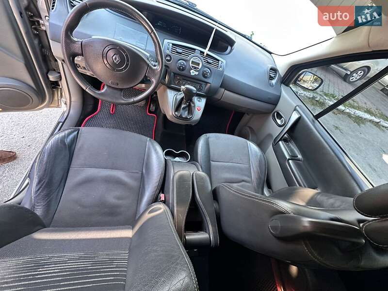Минивэн Renault Scenic 2005 в Краснограде фото 2 Минивэн Renault Scenic 2005 в Краснограде