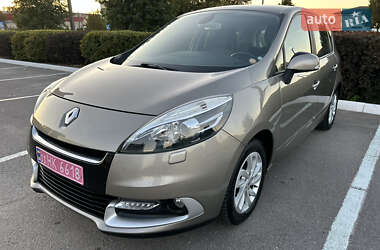 Минивэн Renault Scenic 2013 в 