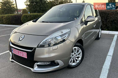Минивэн Renault Scenic 2013 в 