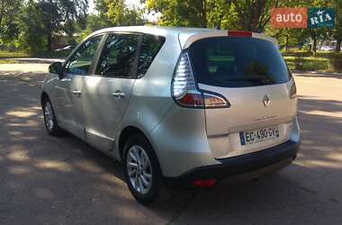 Минивэн Renault Scenic 2015 в 