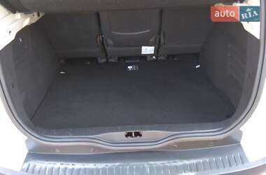 Минивэн Renault Scenic 2015 в 