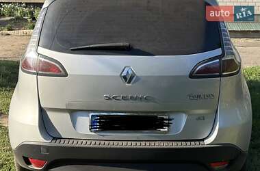 Минивэн Renault Scenic 2013 в 