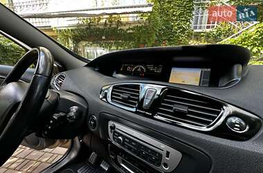 Минивэн Renault Scenic 2014 в 