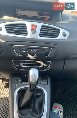 Мінівен Renault Scenic 2009 в 