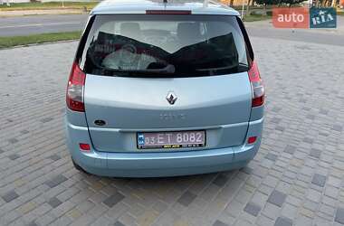Минивэн Renault Scenic 2009 в 