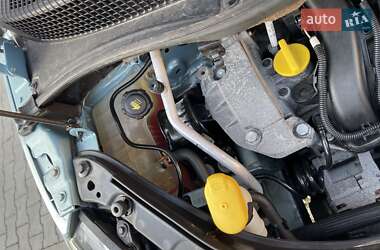 Минивэн Renault Scenic 2009 в 