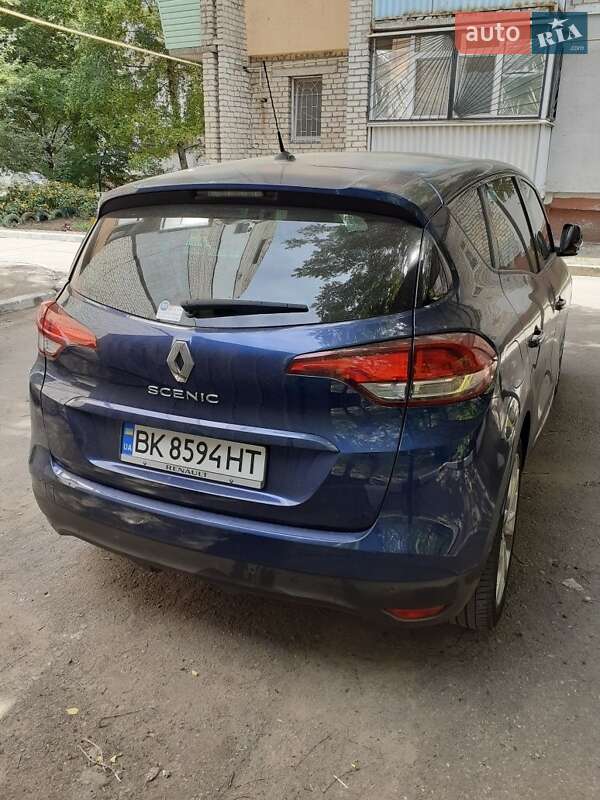 Минивэн Renault Scenic 2018 в 