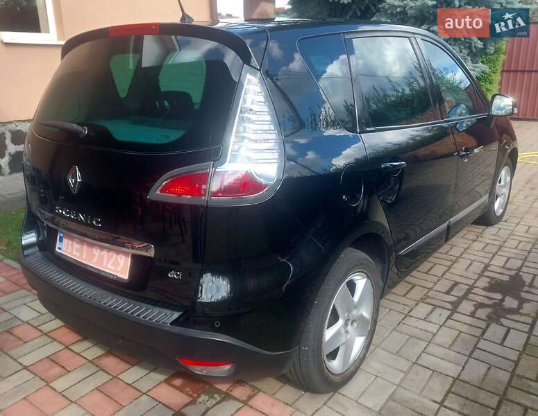 Мінівен Renault Scenic 2015 в Луцьку