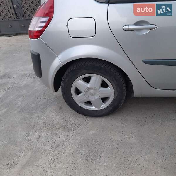 Минивэн Renault Scenic 2006 в Подвысоком