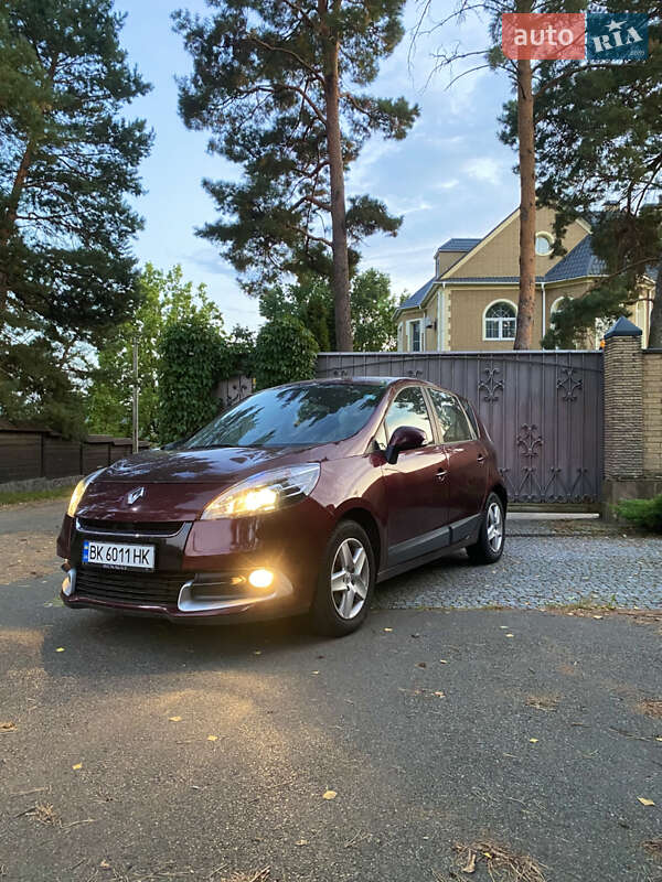 Renault Scenic 2012