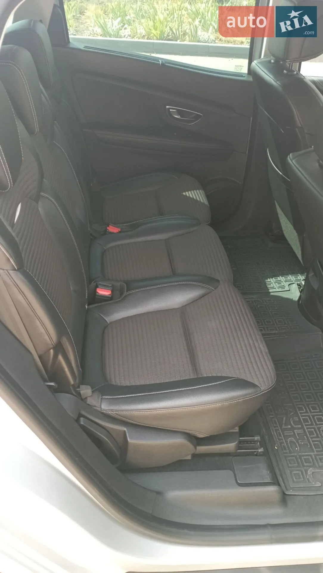 2019 Renault Scenic - мініатюра 10