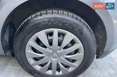Минивэн Renault Scenic 2011 в 