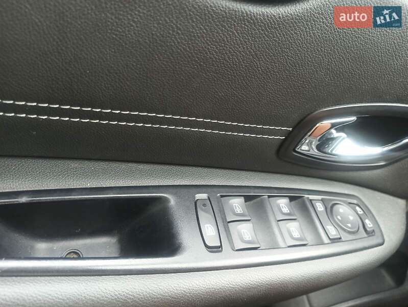 Минивэн Renault Scenic 2012 в Ровно фото 44 Минивэн Renault Scenic 2012 в Ровно