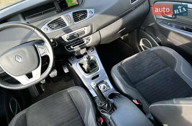 Минивэн Renault Scenic 2014 в 