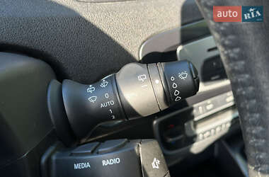 Минивэн Renault Scenic 2014 в 