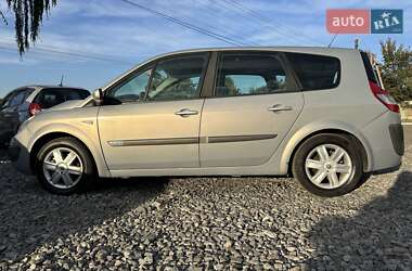 Минивэн Renault Scenic 2005 в 