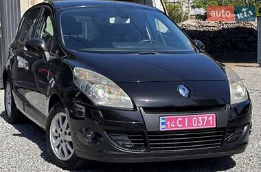 Минивэн Renault Scenic 2009 в 