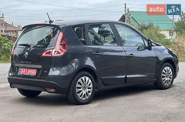 Минивэн Renault Scenic 2011 в 