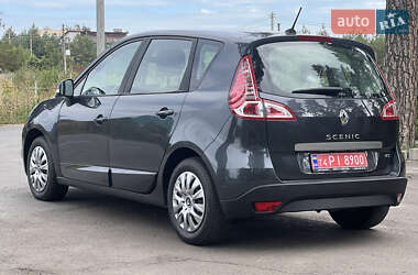 Минивэн Renault Scenic 2011 в 