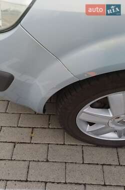 Минивэн Renault Scenic 2003 в 