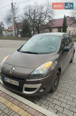 Минивэн Renault Scenic 2011 в Луцке