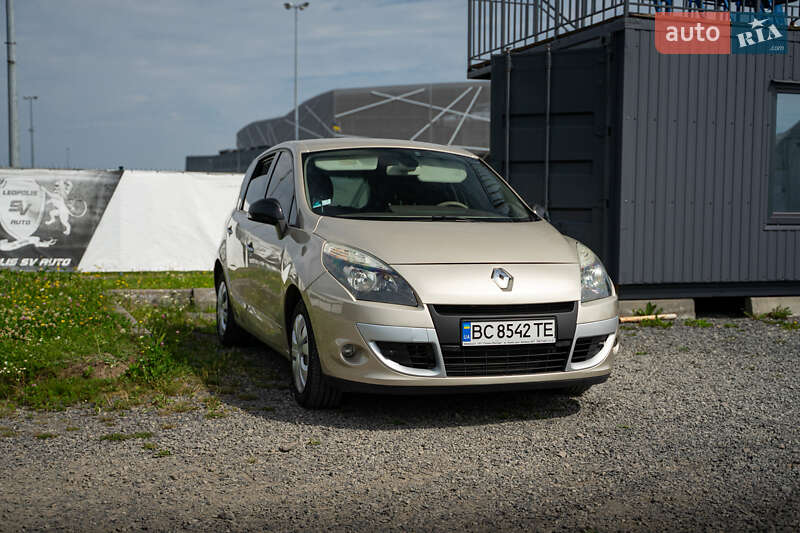 Минивэн Renault Scenic 2011 в Львове