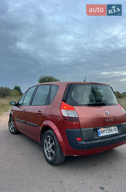 Минивэн Renault Scenic 2005 в 