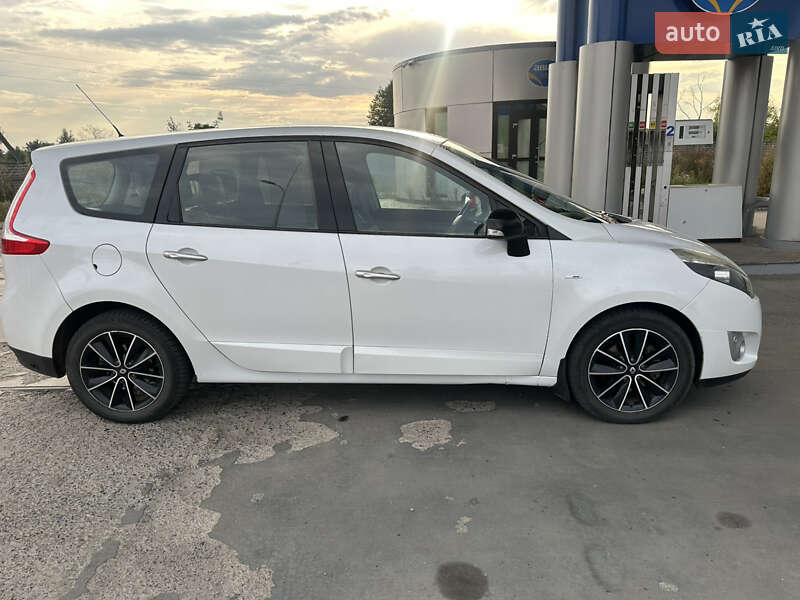 Минивэн Renault Scenic 2011 в Новой Водолаге
