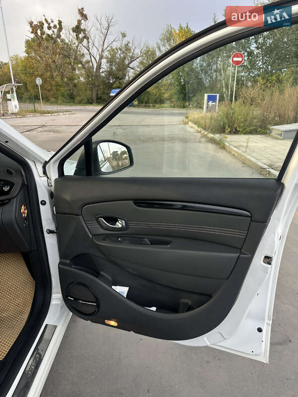 Минивэн Renault Scenic 2011 в Новой Водолаге