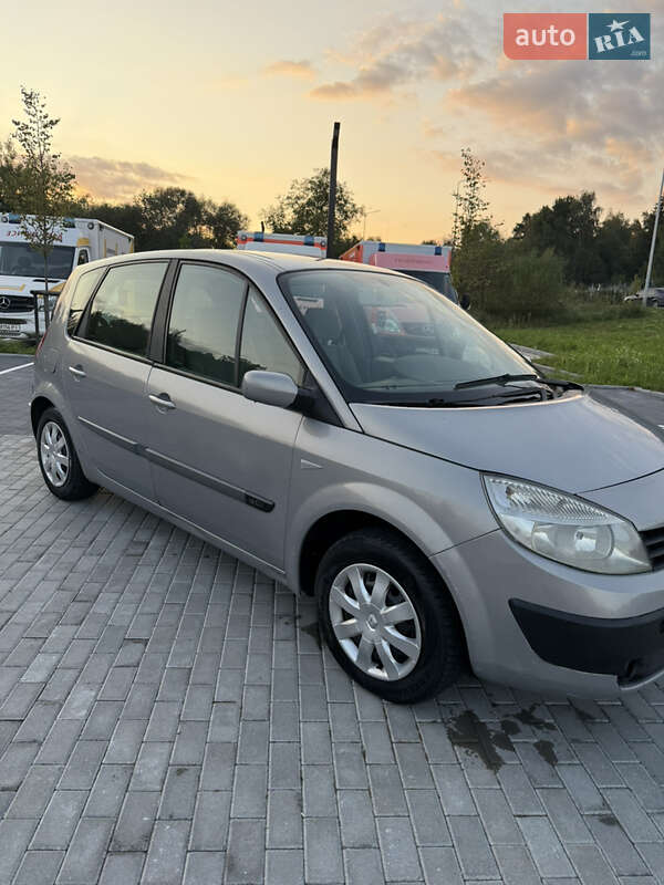 Минивэн Renault Scenic 2003 в Львове