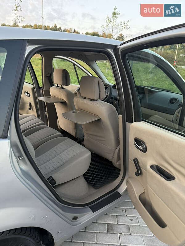 Минивэн Renault Scenic 2003 в Львове