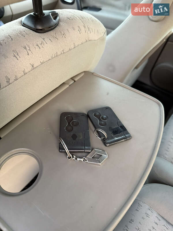 Минивэн Renault Scenic 2003 в Львове