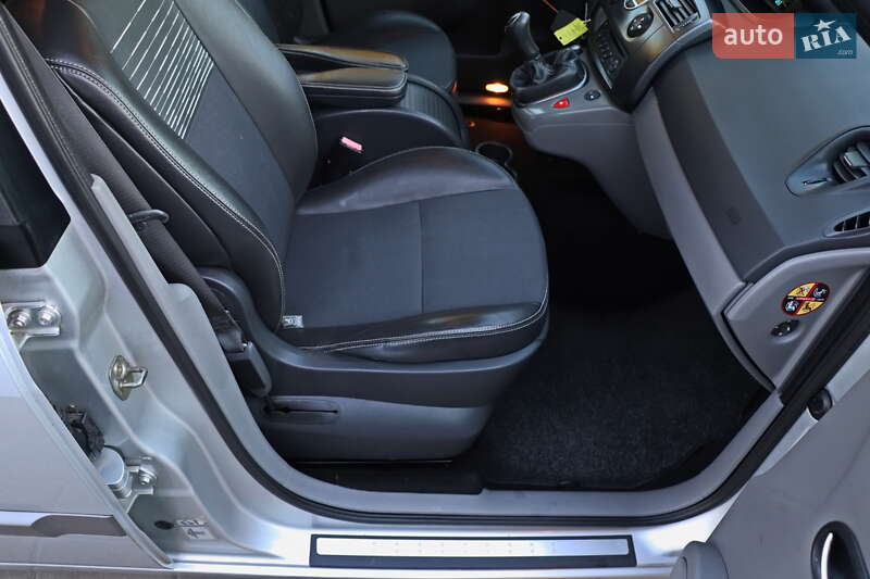 Минивэн Renault Scenic 2005 в Кременчуге фото 16 Минивэн Renault Scenic 2005 в Кременчуге