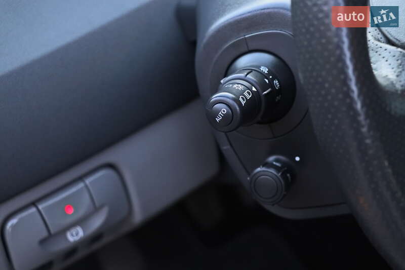 Минивэн Renault Scenic 2005 в Кременчуге фото 30 Минивэн Renault Scenic 2005 в Кременчуге