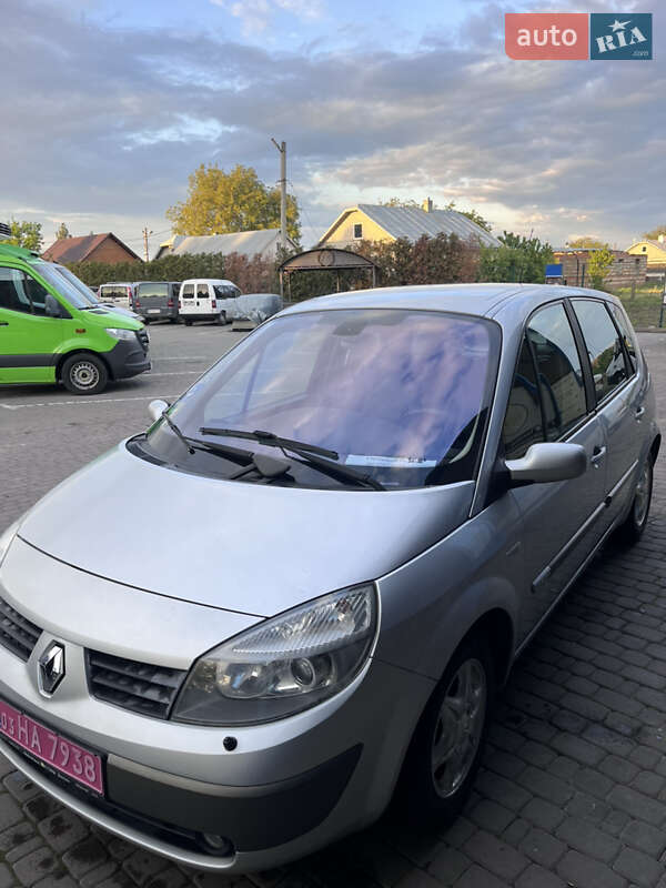 Минивэн Renault Scenic 2005 в Черновцах