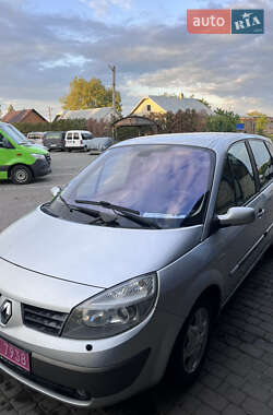 Минивэн Renault Scenic 2005 в 