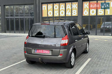 Минивэн Renault Scenic 2006 в 