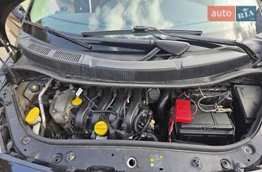 Минивэн Renault Scenic 2008 в 