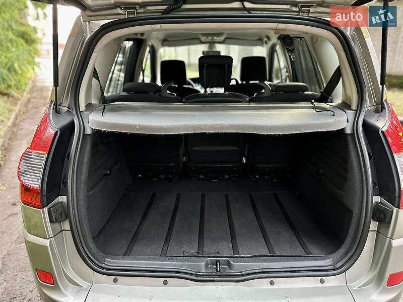 Минивэн Renault Scenic 2007 в Виннице