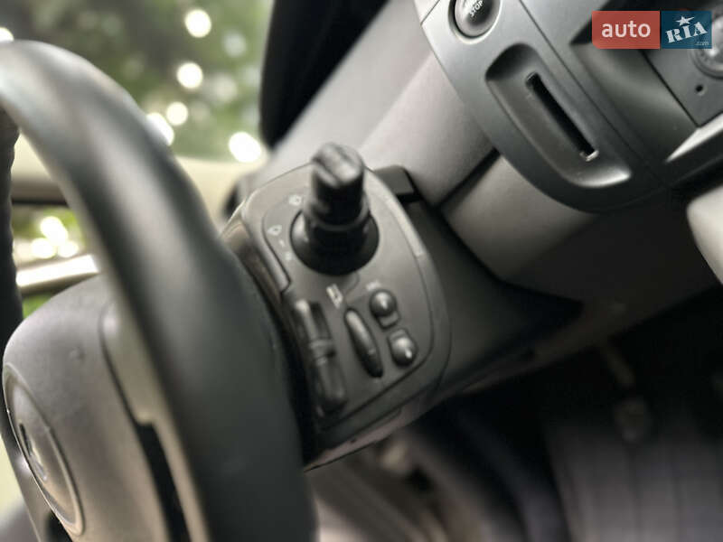 Минивэн Renault Scenic 2007 в Виннице
