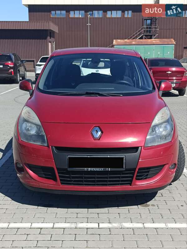 Renault Scenic 2011