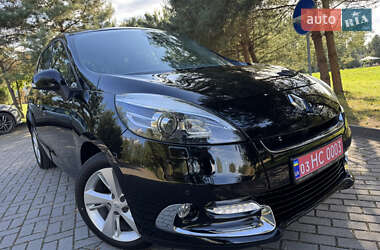Минивэн Renault Scenic 2013 в 