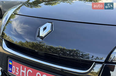 Минивэн Renault Scenic 2013 в 
