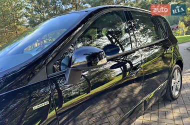Минивэн Renault Scenic 2013 в 