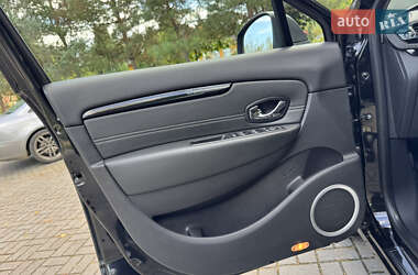 Минивэн Renault Scenic 2013 в 