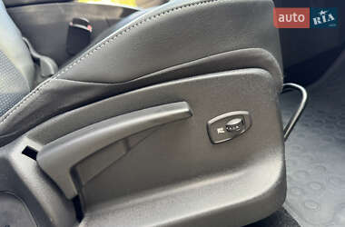 Минивэн Renault Scenic 2013 в 